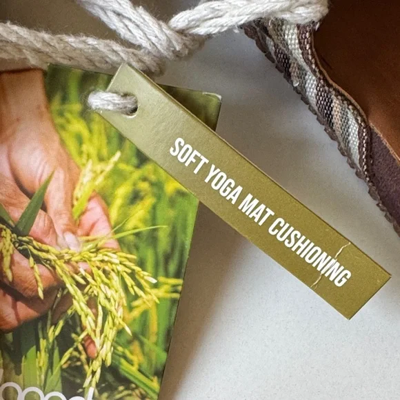 NEW Feelgoodz Brown Striped Sandals women’s Size 9 - Picture 3 of 6